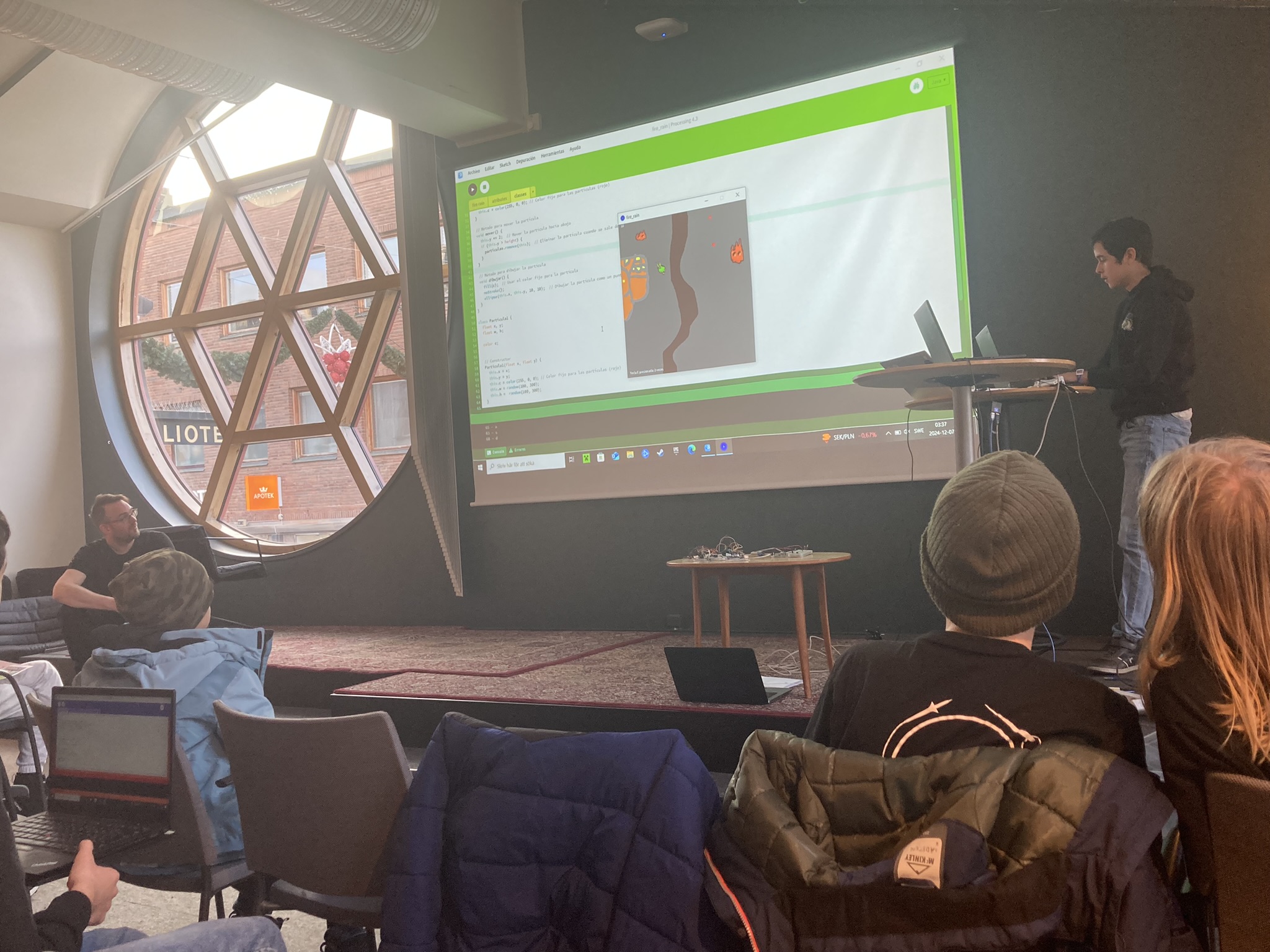 https://uppsala-makerspace.github.io/loerdagskurser/verksamheter/20241207_slutpresentation/